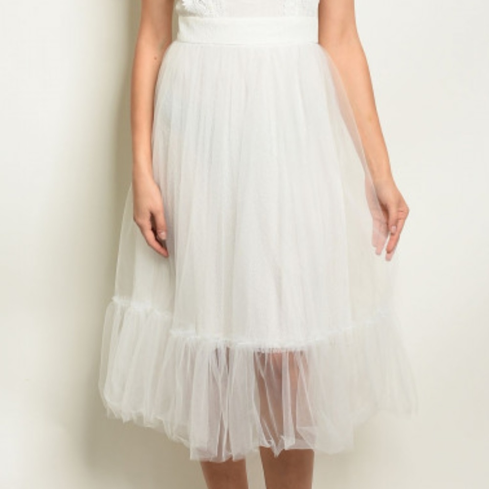 Bella's Wedding Tulle Lace Princess Midi Dress! <3 - Picture 3 of 5